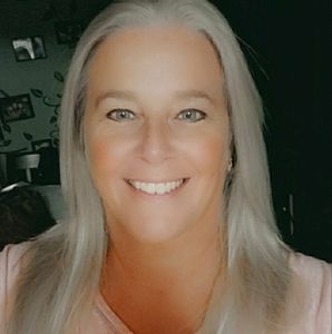 Meet your Posher, Tina